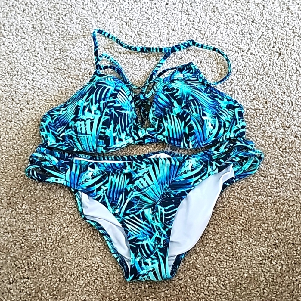 PINK 2 Piece palm 🌴 trees Bikini set